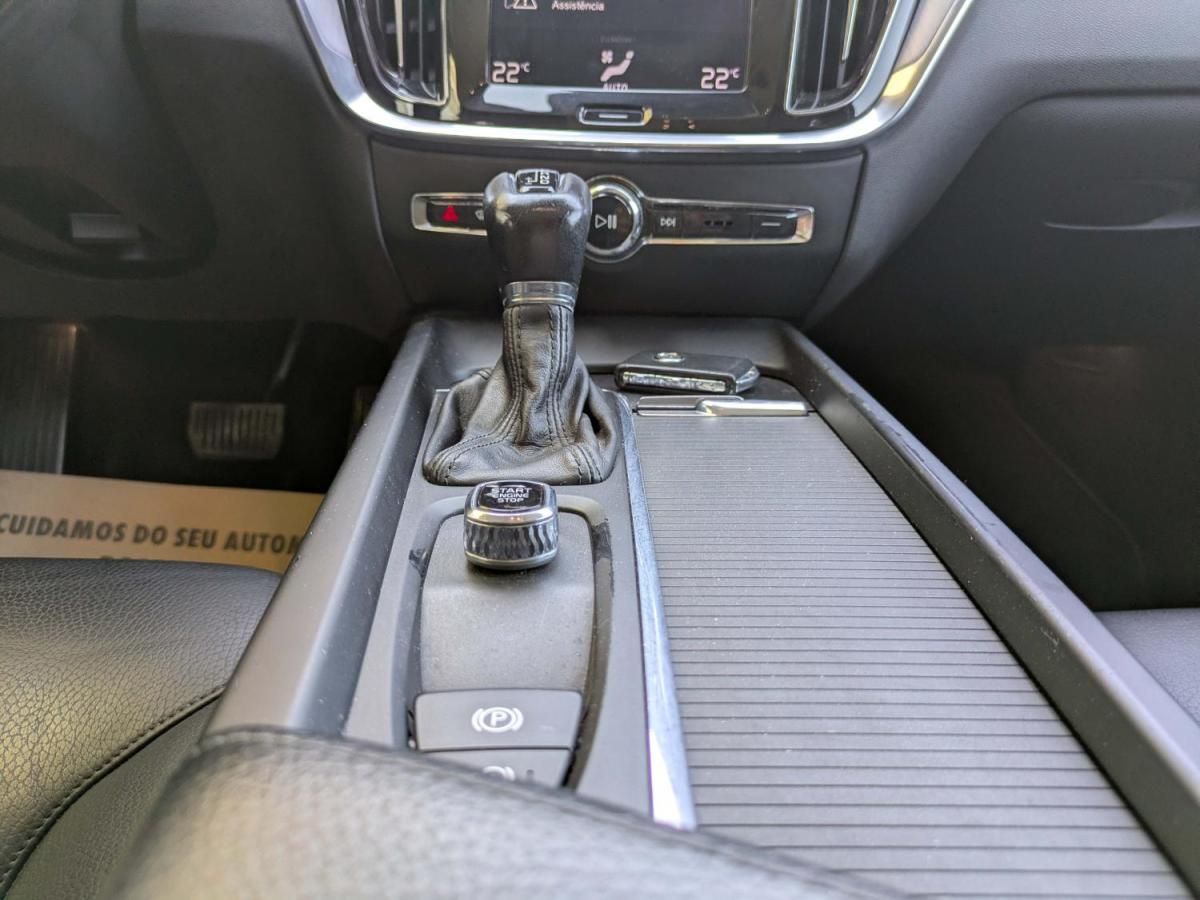 volvo-v60-2018-diesel-1969cc