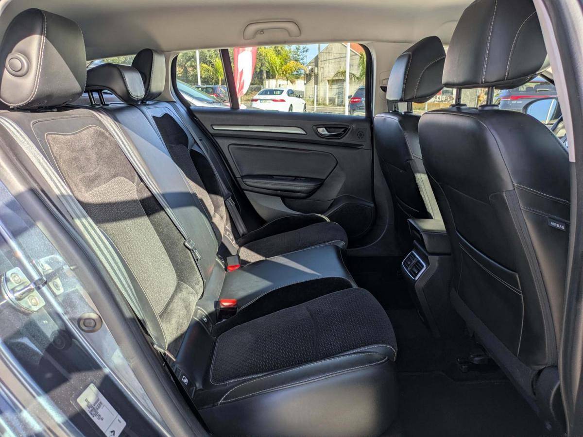 renault-megane-sport-tourer-2018-diesel-1461cc
