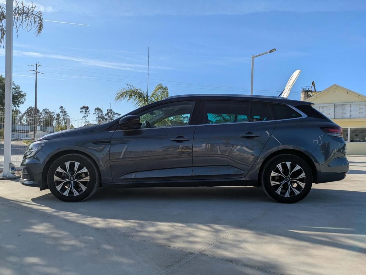 renault-megane-sport-tourer-2022-diesel-1461cc