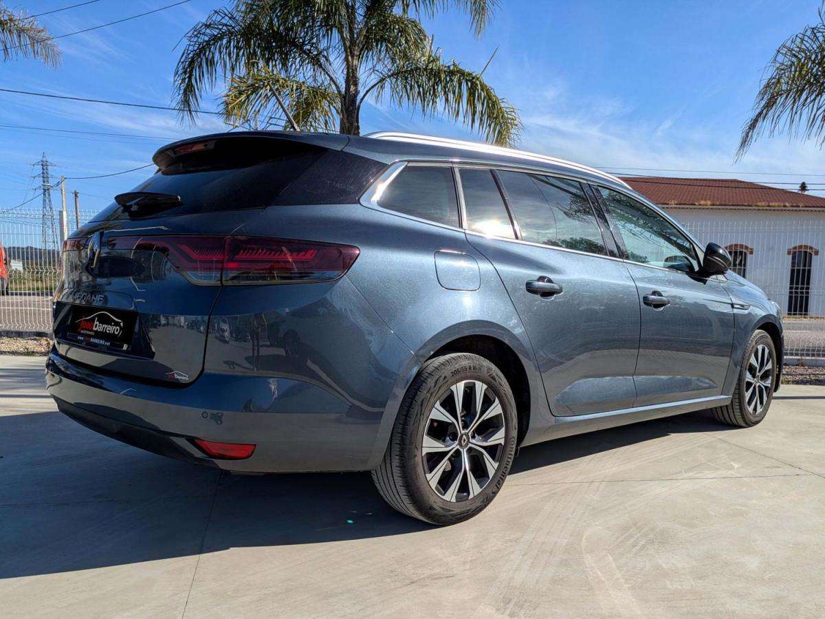 renault-megane-sport-tourer-2022-diesel-1461cc