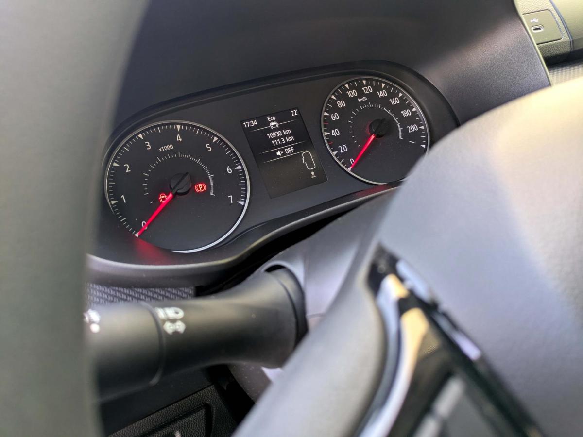 dacia-sandero-2024-hibrido-a-gasolina-999cc