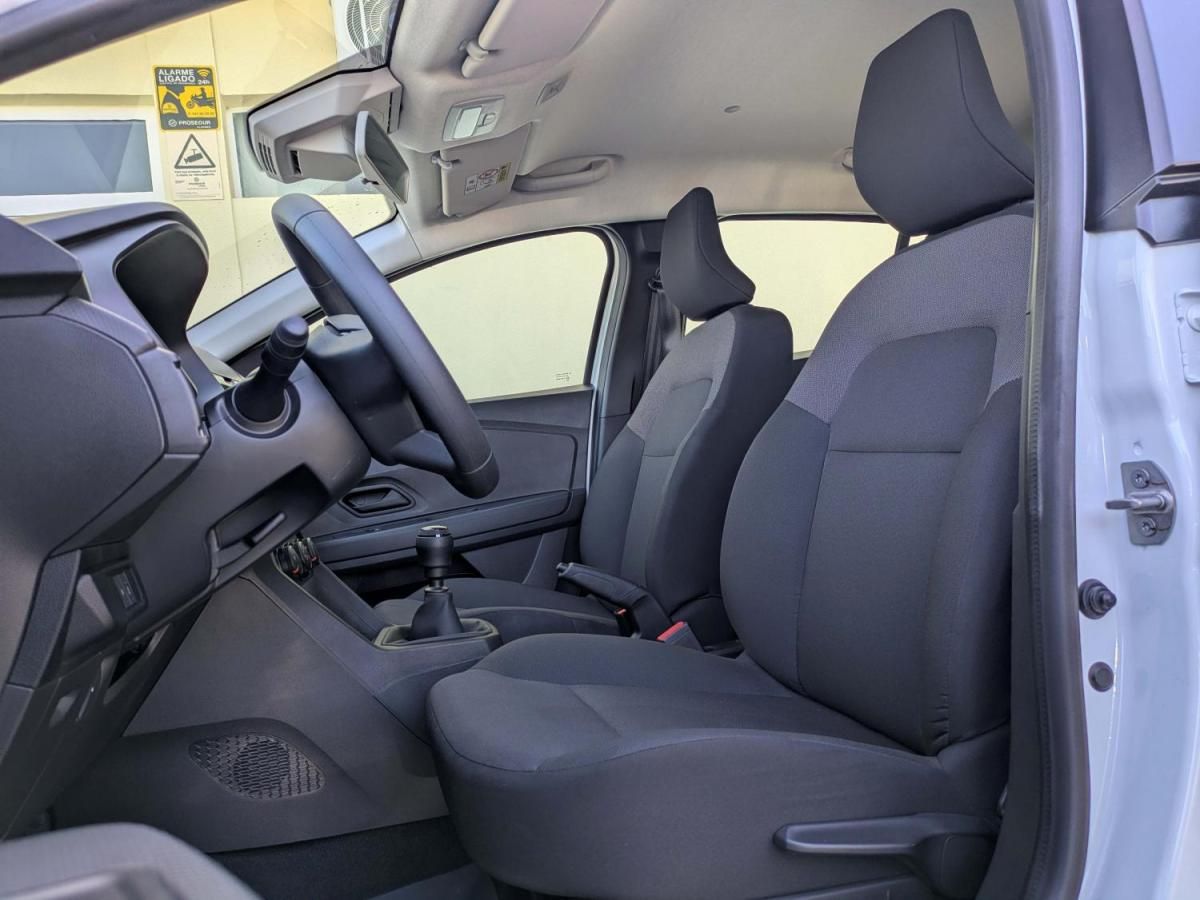 dacia-sandero-2024-hibrido-a-gasolina-999cc