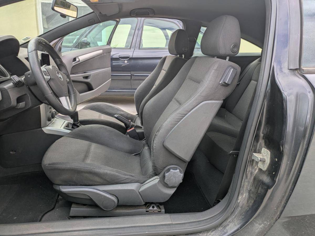opel-astra-gtc-2006-diesel-1686cc