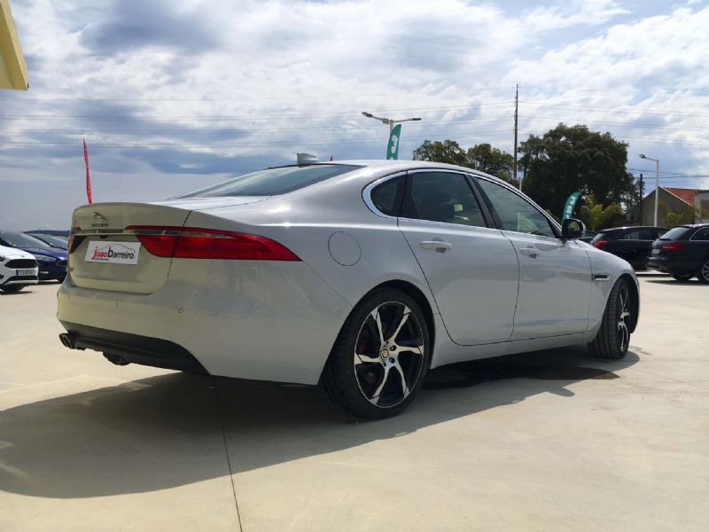 jaguar-xf-2016-diesel-1999cc