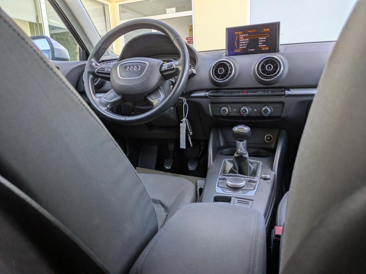audi-a3-sportback-2015-diesel-1598cc