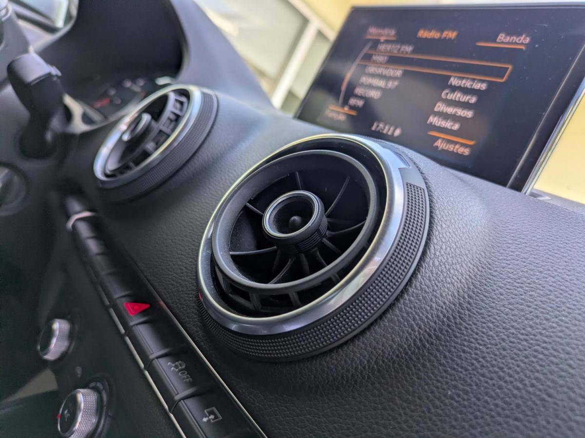 audi-a3-sportback-2015-diesel-1598cc