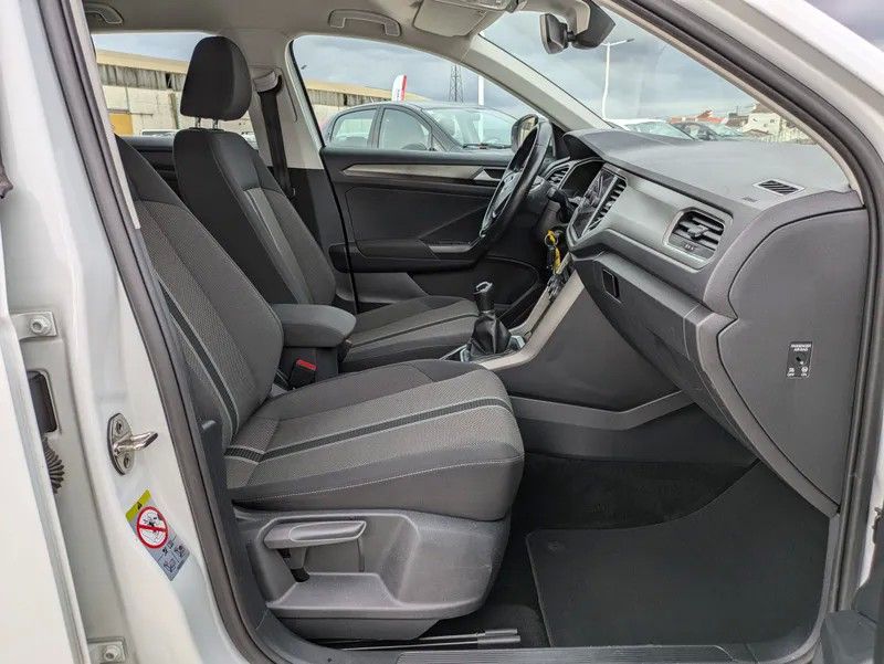 volkswagen-t-roc-2020-diesel-1598cc