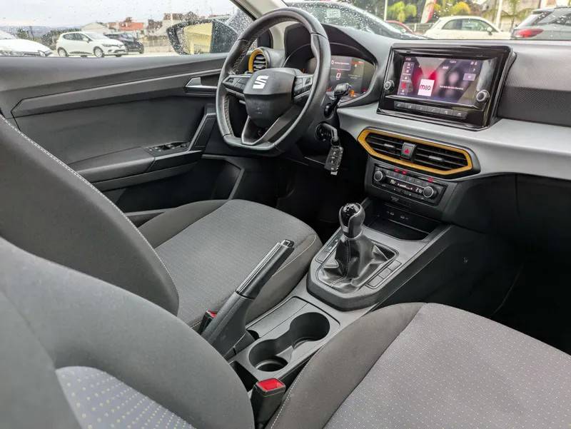 seat-ibiza-2024-gasolina-999cc