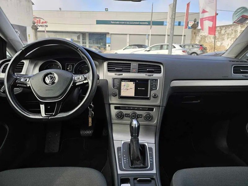 volkswagen-golf-variant-2016-diesel-1598cc
