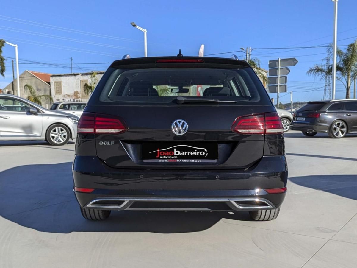 volkswagen-golf-variant-2019-diesel-1598cc