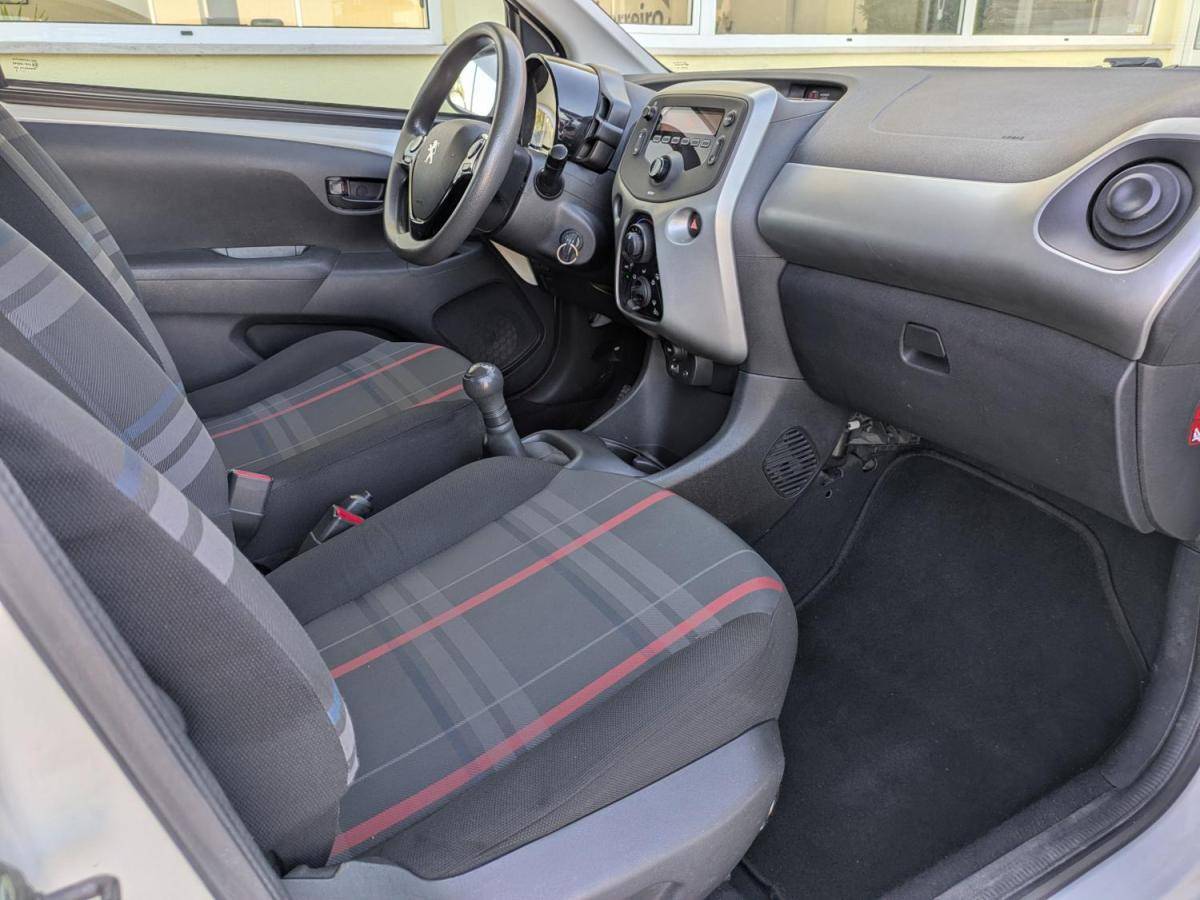 peugeot-108-2015-gasolina-998cc