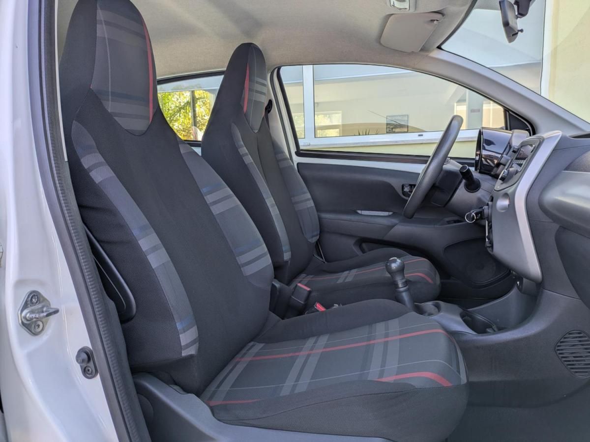 peugeot-108-2015-gasolina-998cc