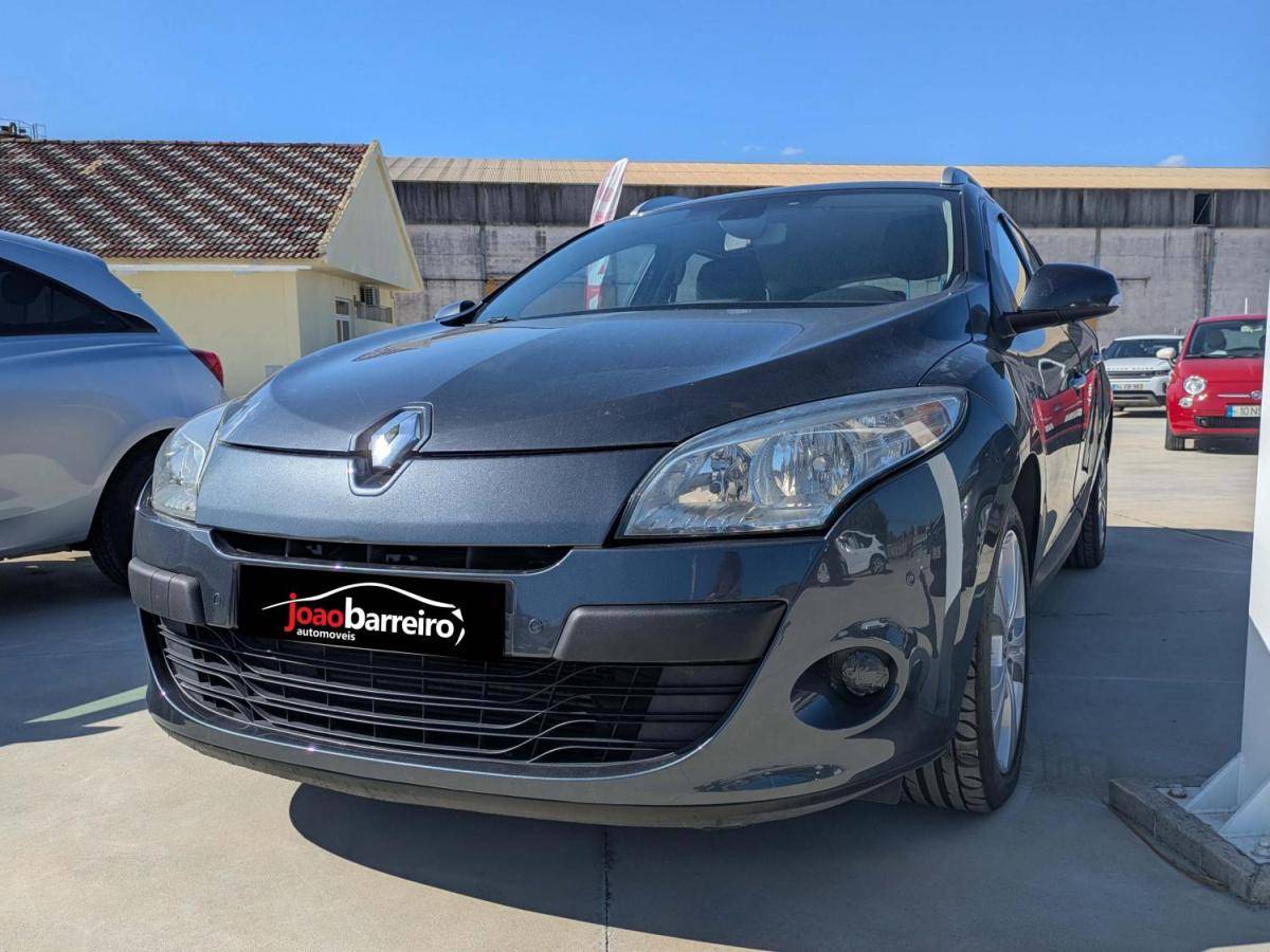 renault-megane-sport-tourer-2011-diesel-1870cc