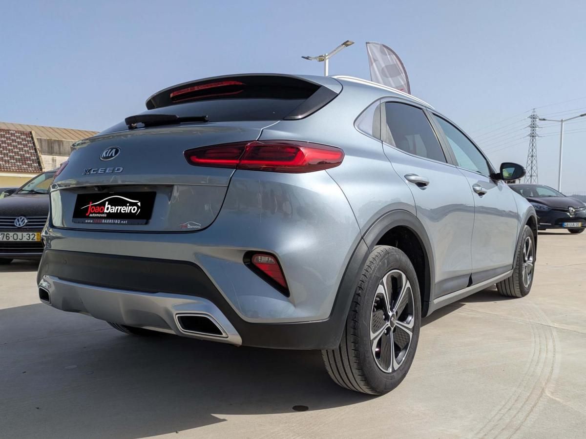 kia-xceed-2022-hibrido-a-gasolina-1580cc
