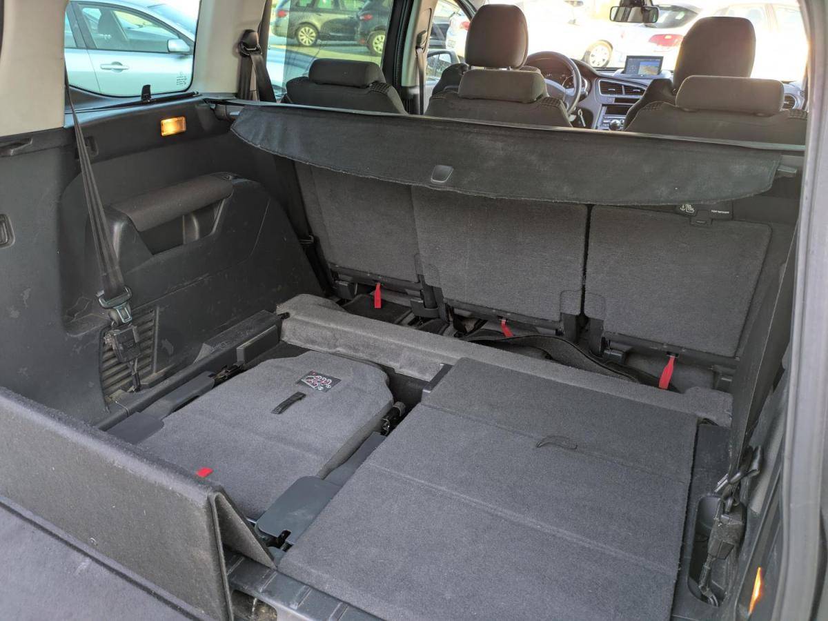 peugeot-5008-2013-diesel-1560cc