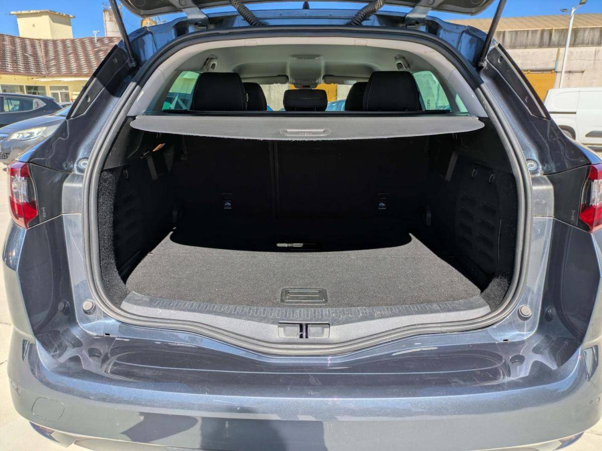 renault-megane-sport-tourer-2020-diesel-1461cc