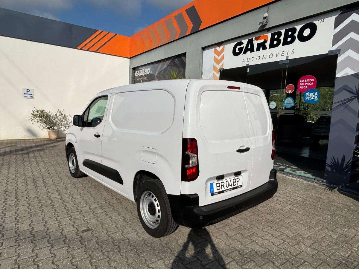 peugeot-partner-2025-diesel-1499cc
