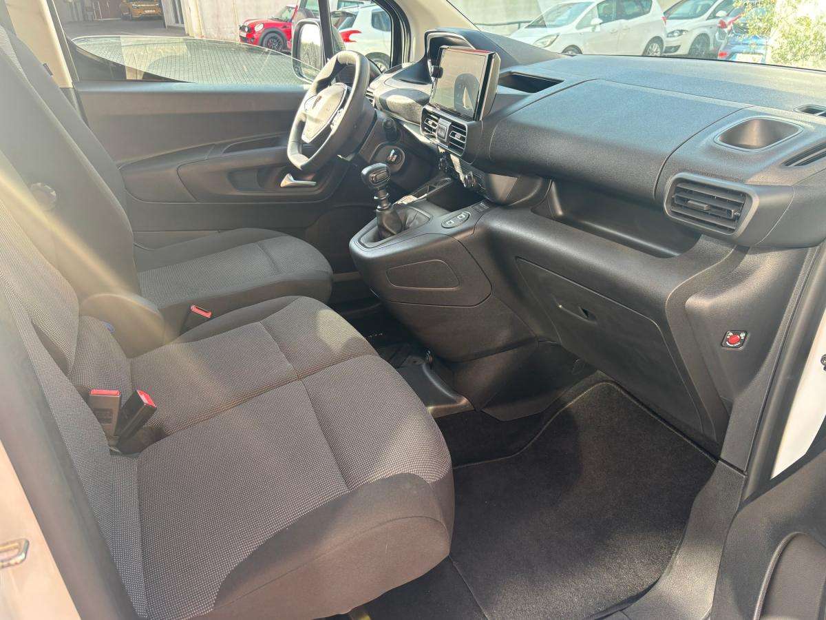 peugeot-partner-2025-diesel-1499cc