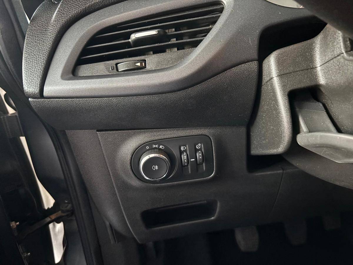 opel-corsa-2018-diesel-1248cc