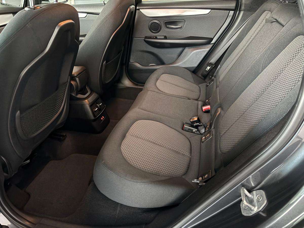 bmw-serie-2-2019-diesel-1496cc