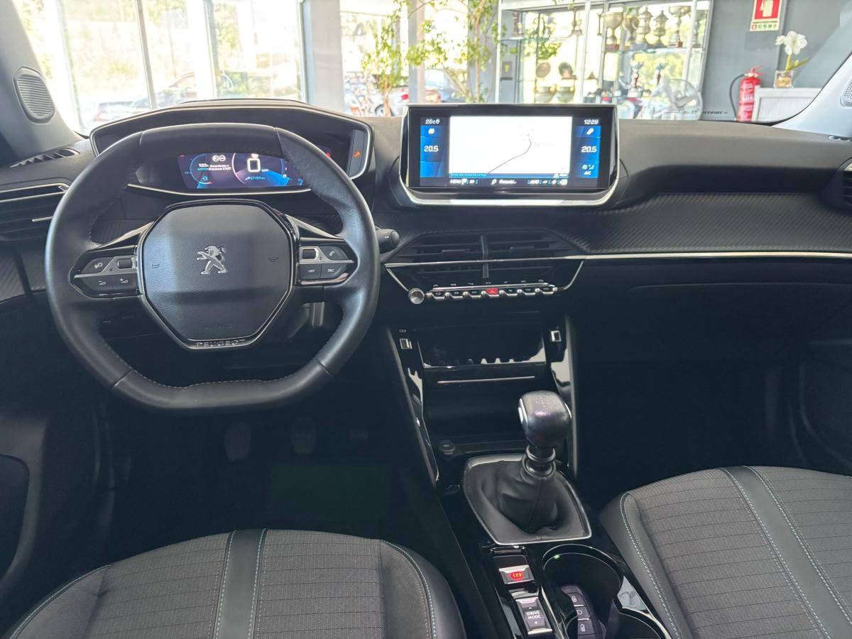 peugeot-2008-2021-diesel-1499cc