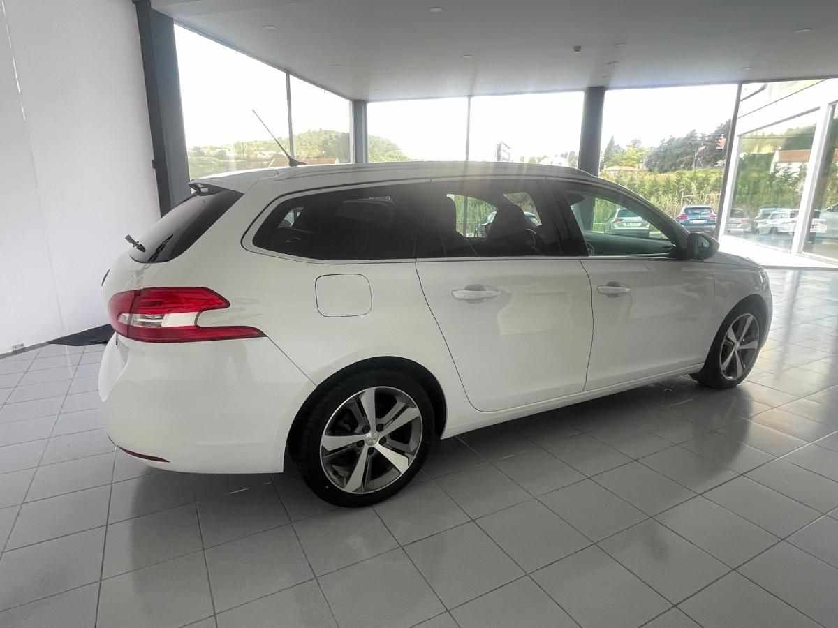peugeot-308-sw-2019-diesel-1499cc