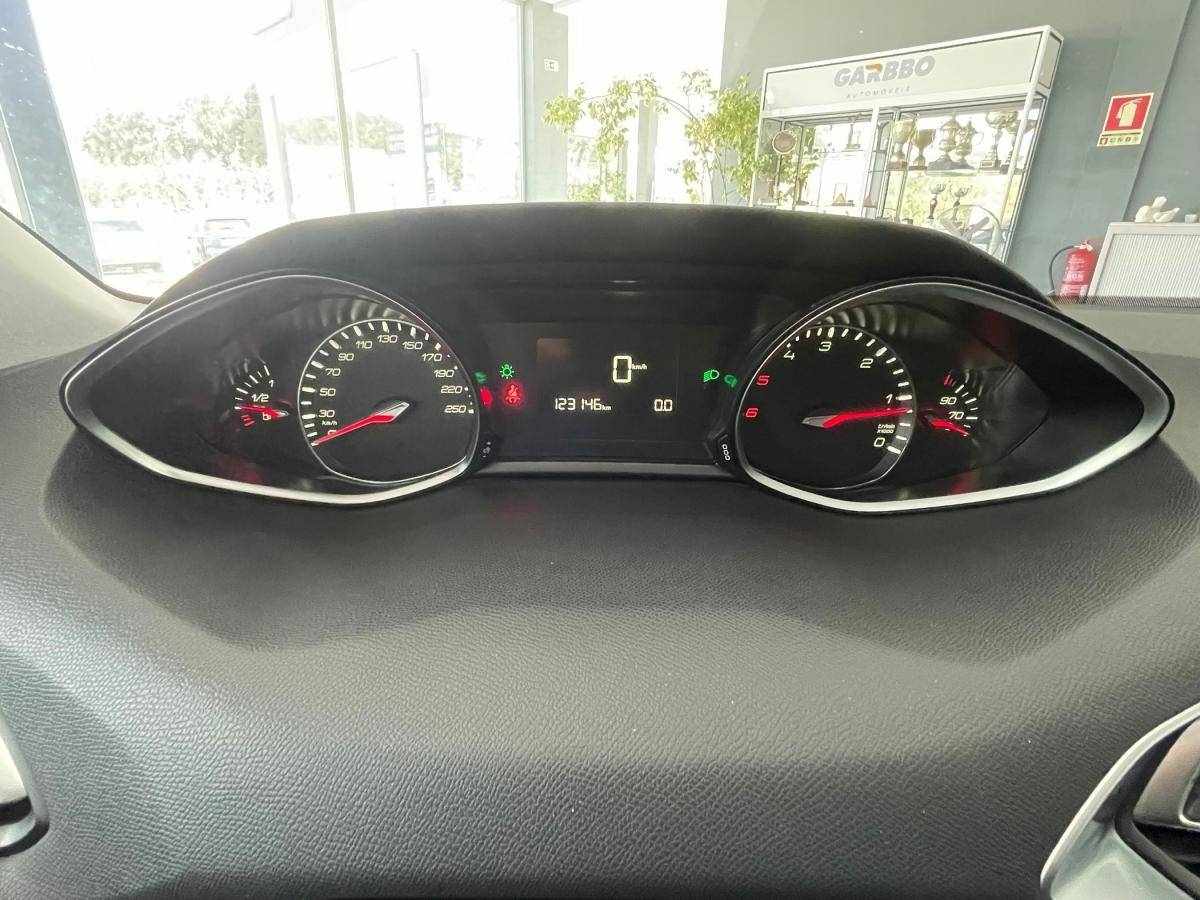 peugeot-308-sw-2019-diesel-1499cc