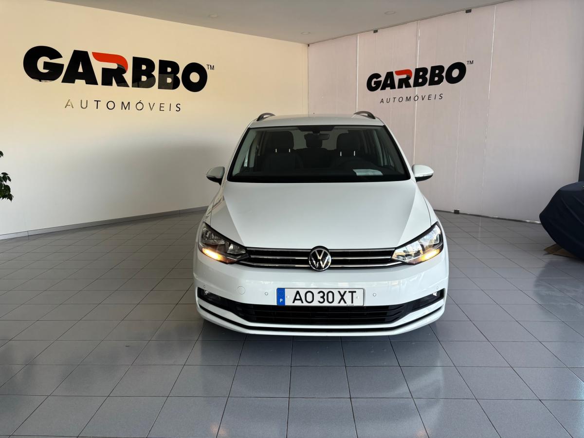 volkswagen-touran-2022-diesel-1968cc