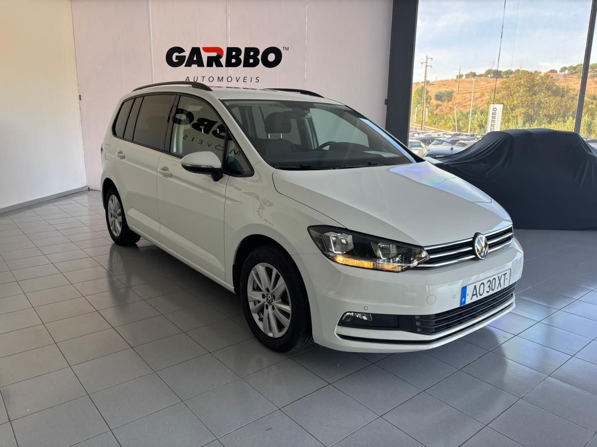 volkswagen-touran-2022-diesel-1968cc