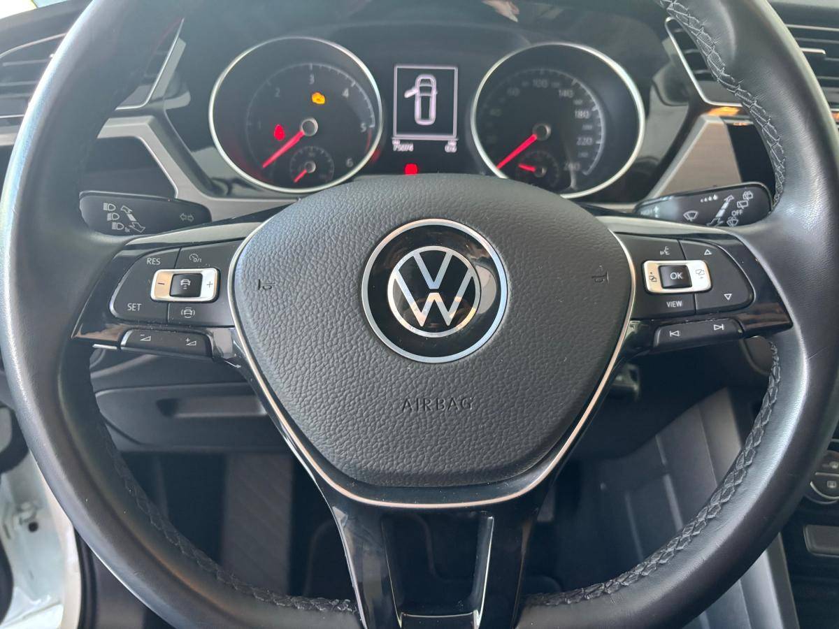 volkswagen-touran-2022-diesel-1968cc