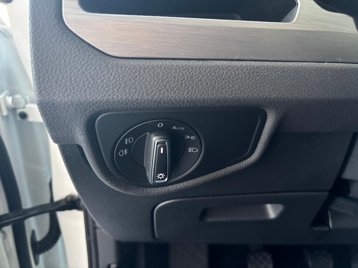 volkswagen-touran-2022-diesel-1968cc