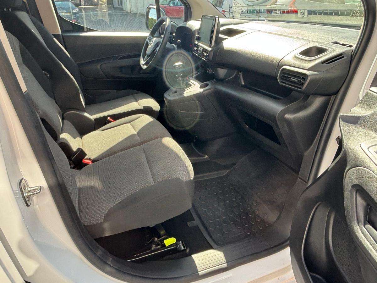 opel-combo-2022-diesel-1499cc