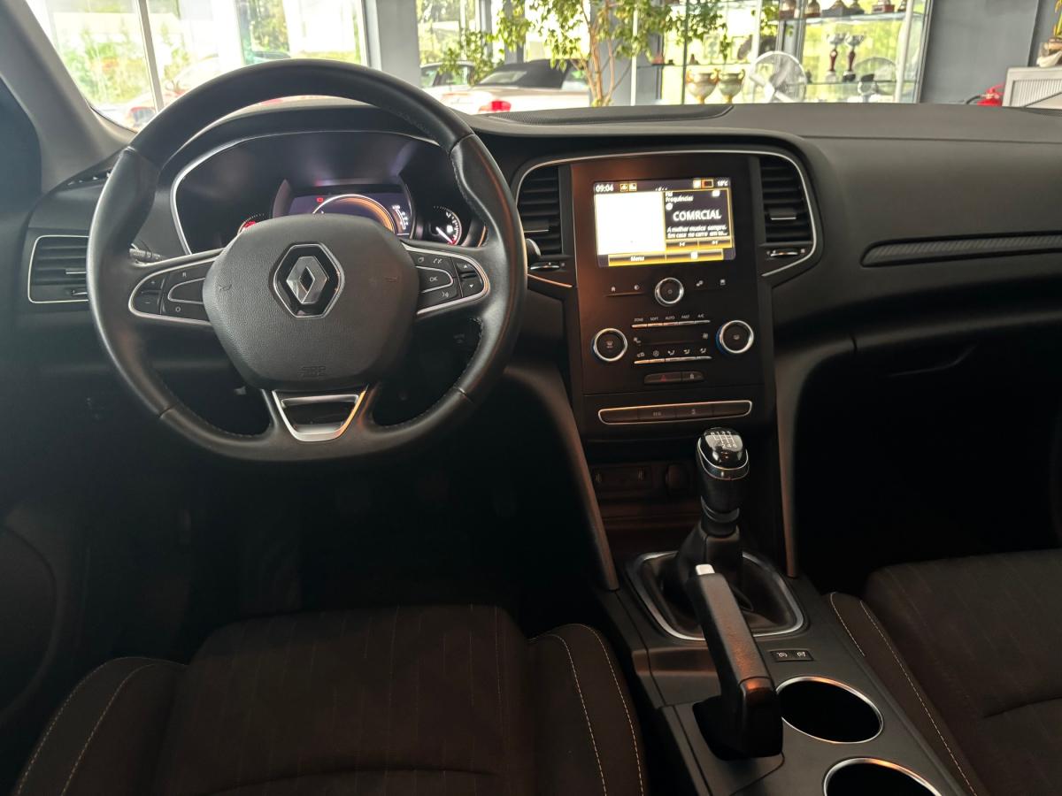 renault-megane-sport-tourer-2020-diesel-1461cc