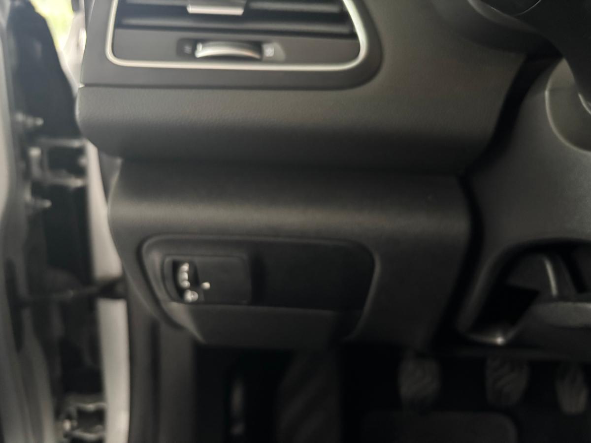 renault-megane-sport-tourer-2020-diesel-1461cc