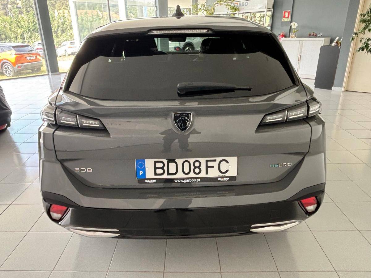 peugeot-308-sw-2023-hibrido-a-gasolina-1598cc