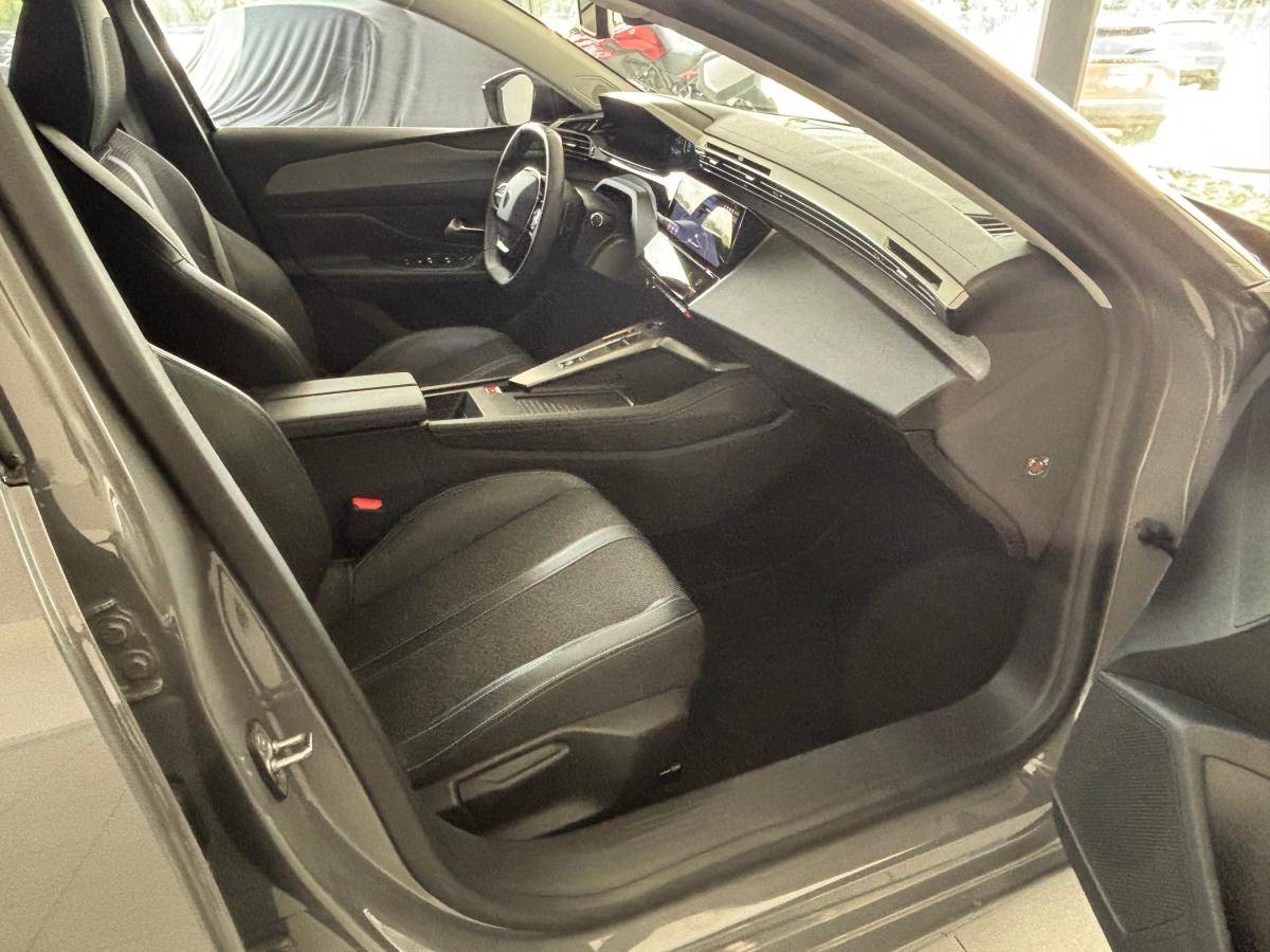 peugeot-308-sw-2023-hibrido-a-gasolina-1598cc
