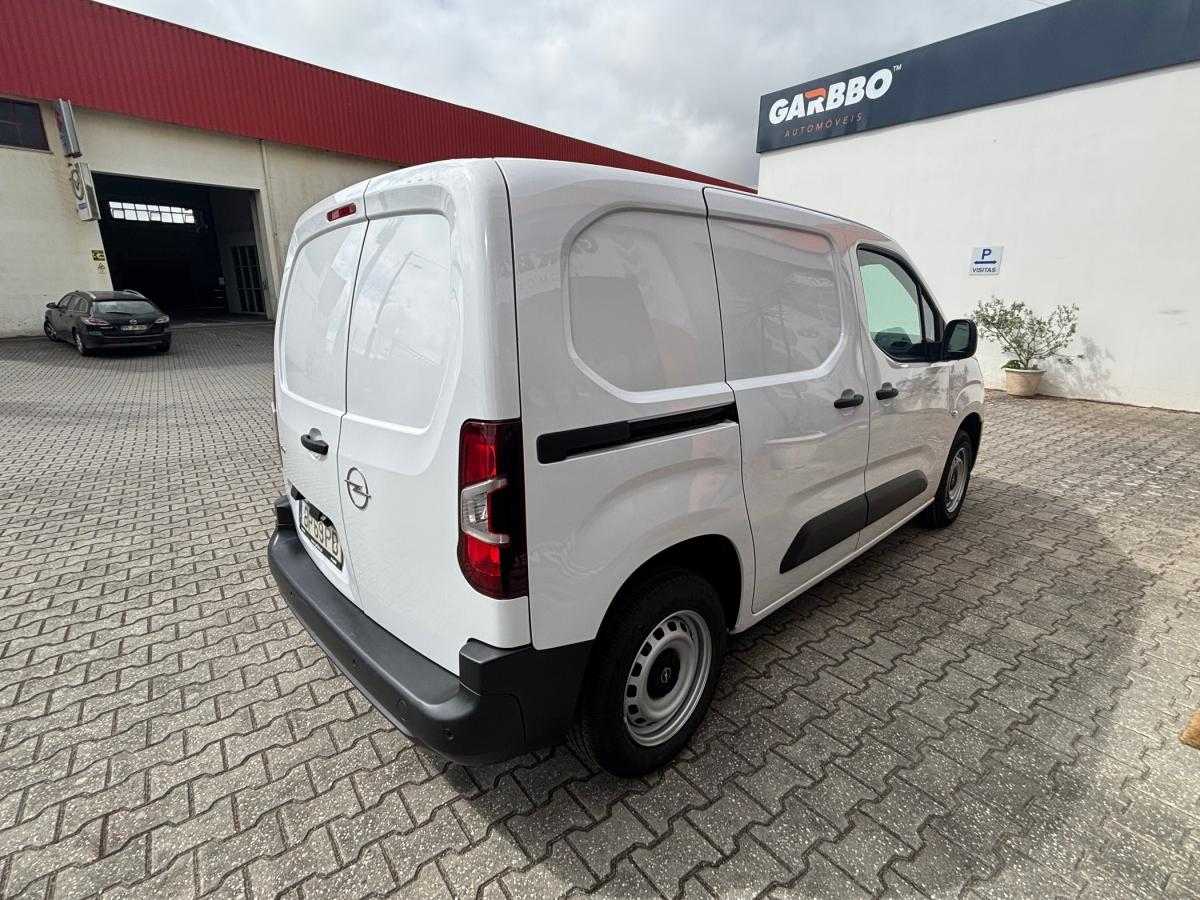 opel-combo-2024-diesel-1499cc
