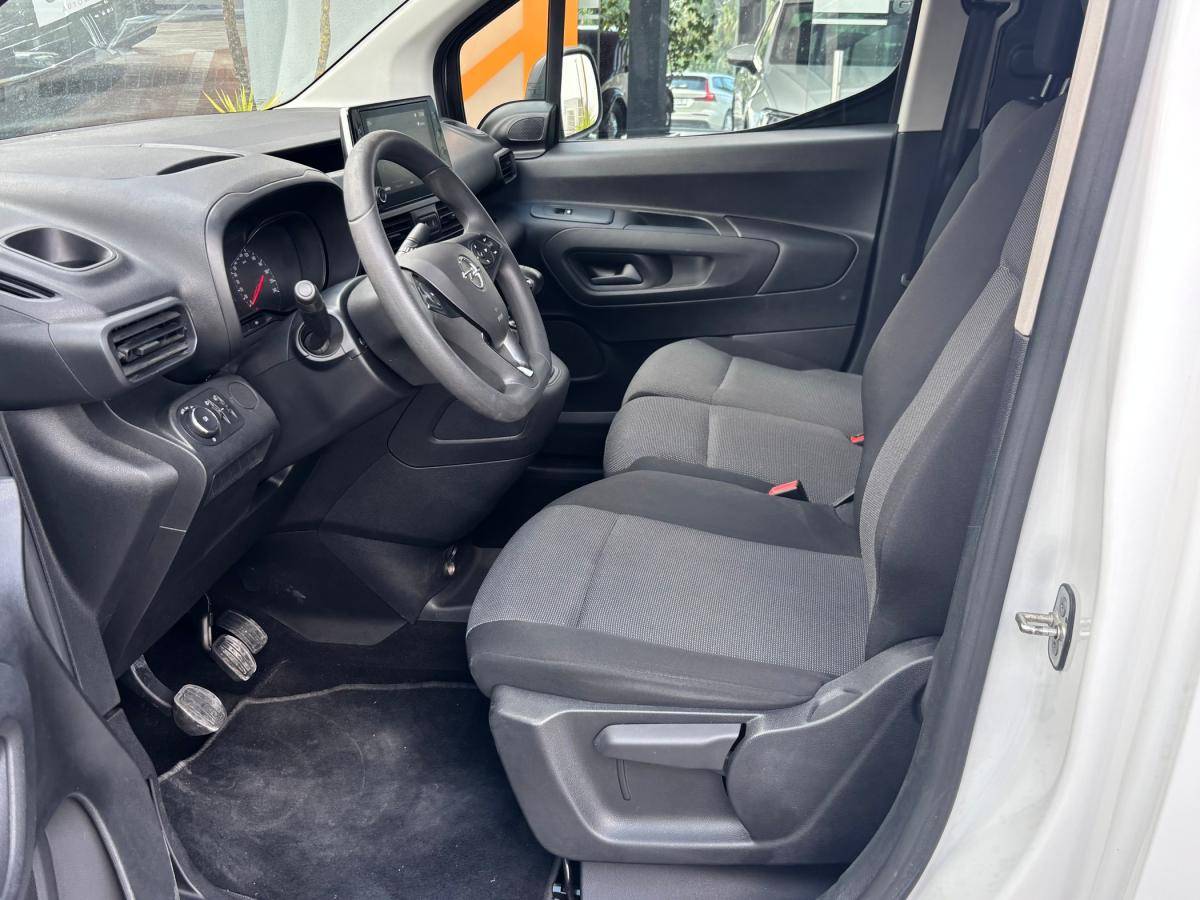 opel-combo-2022-diesel-1499cc