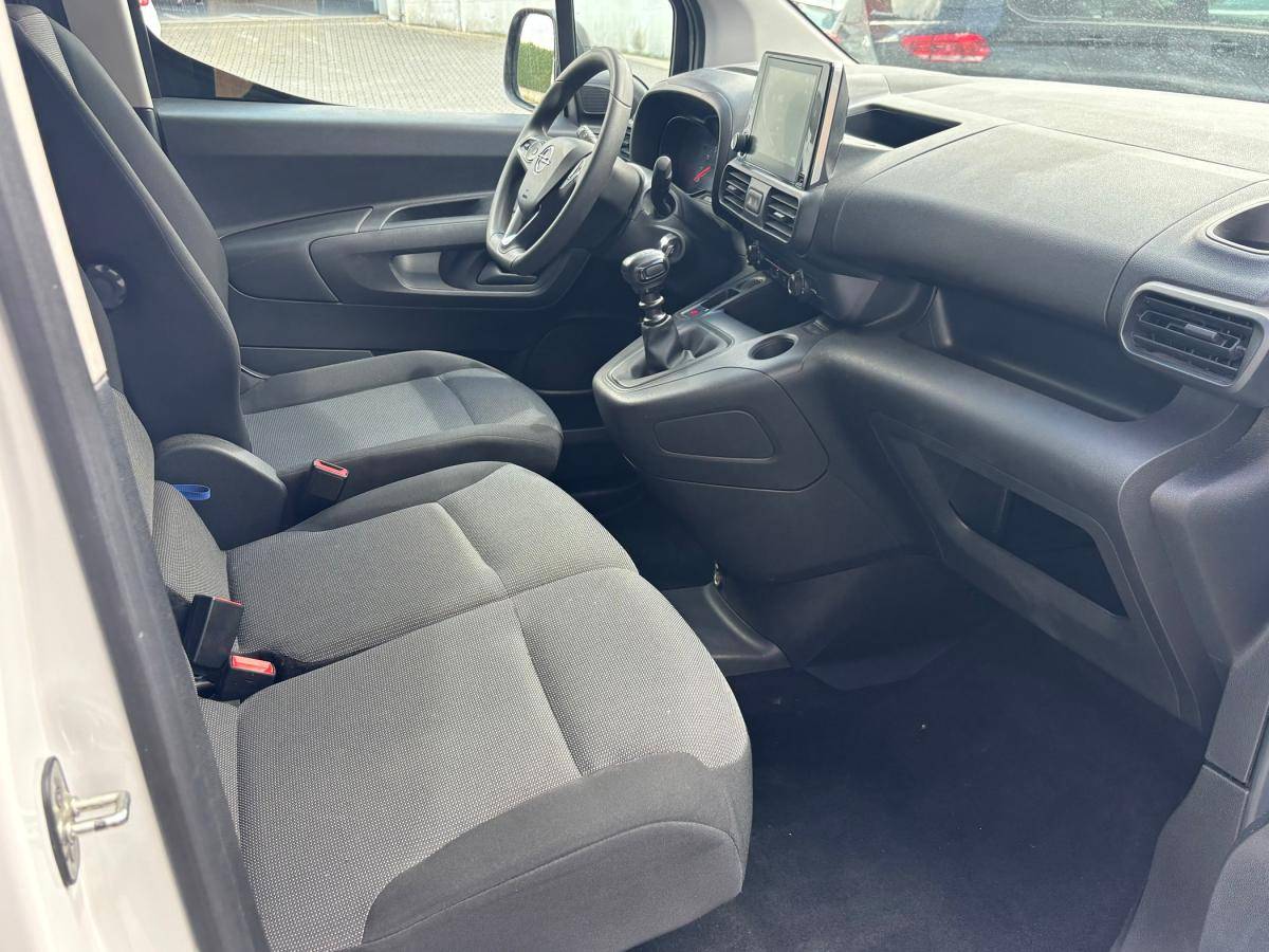 opel-combo-2022-diesel-1499cc