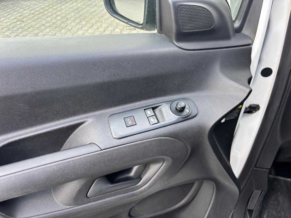 opel-combo-2022-diesel-1499cc