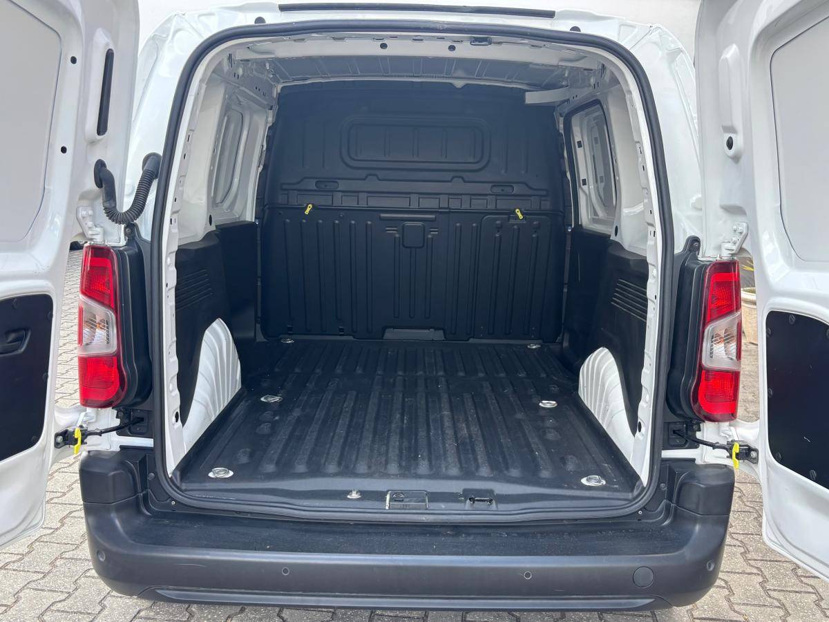 opel-combo-2022-diesel-1499cc