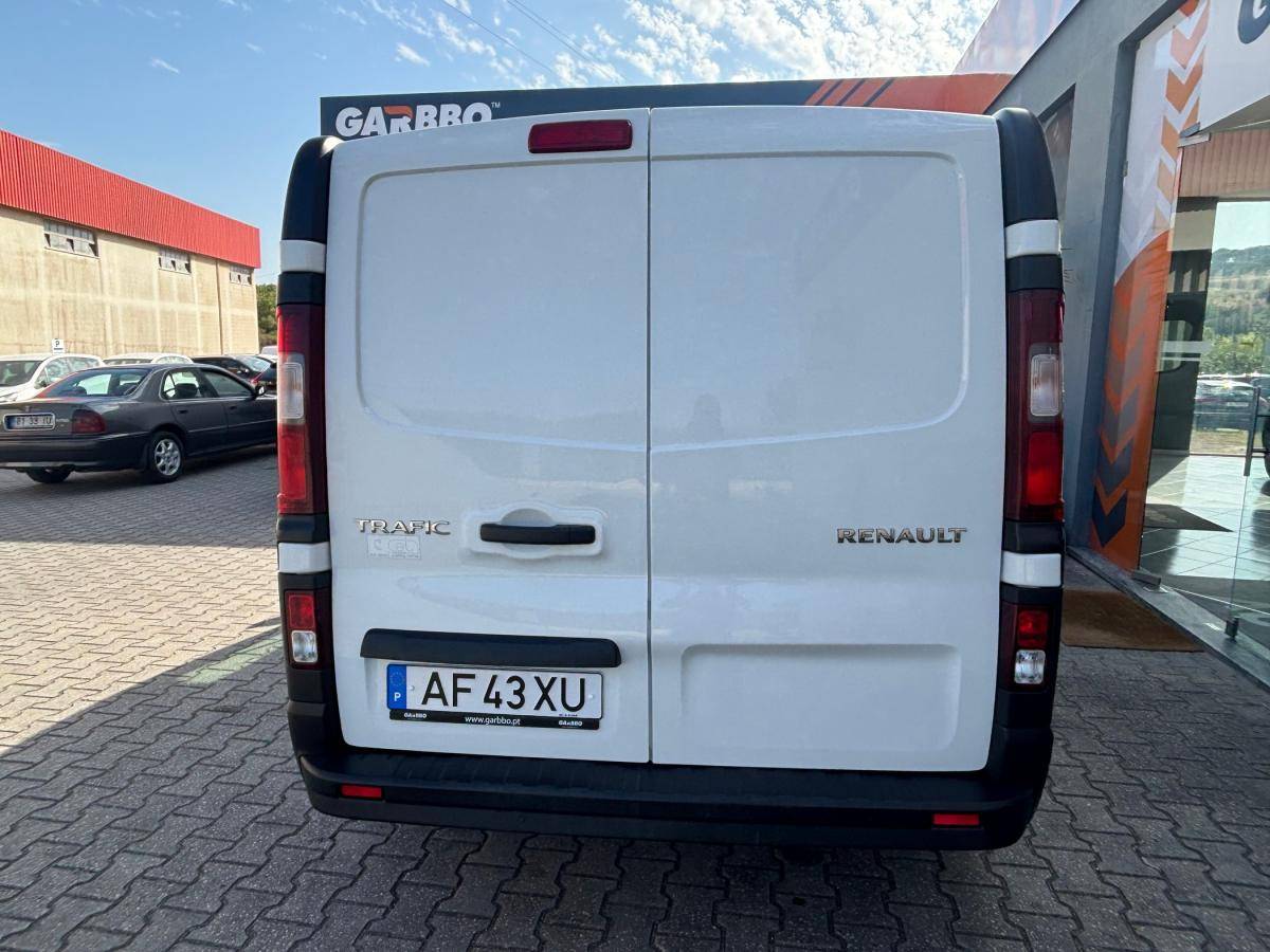 renault-trafic-2021-diesel-1997cc