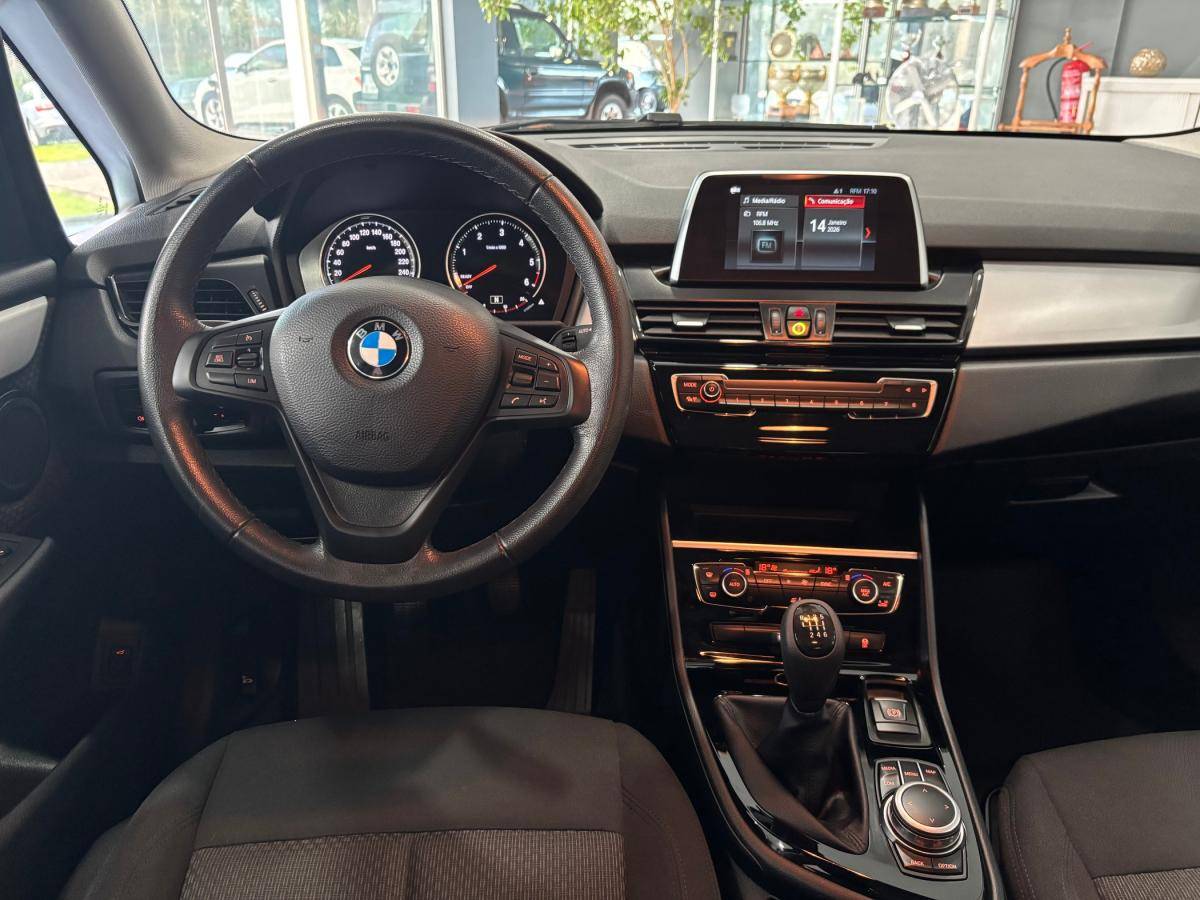 bmw-serie-2-2019-diesel-1496cc