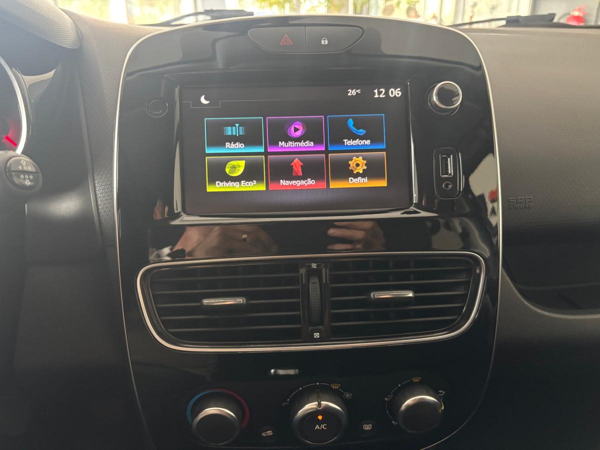 renault-clio-sport-tourer-2019-diesel-1461cc