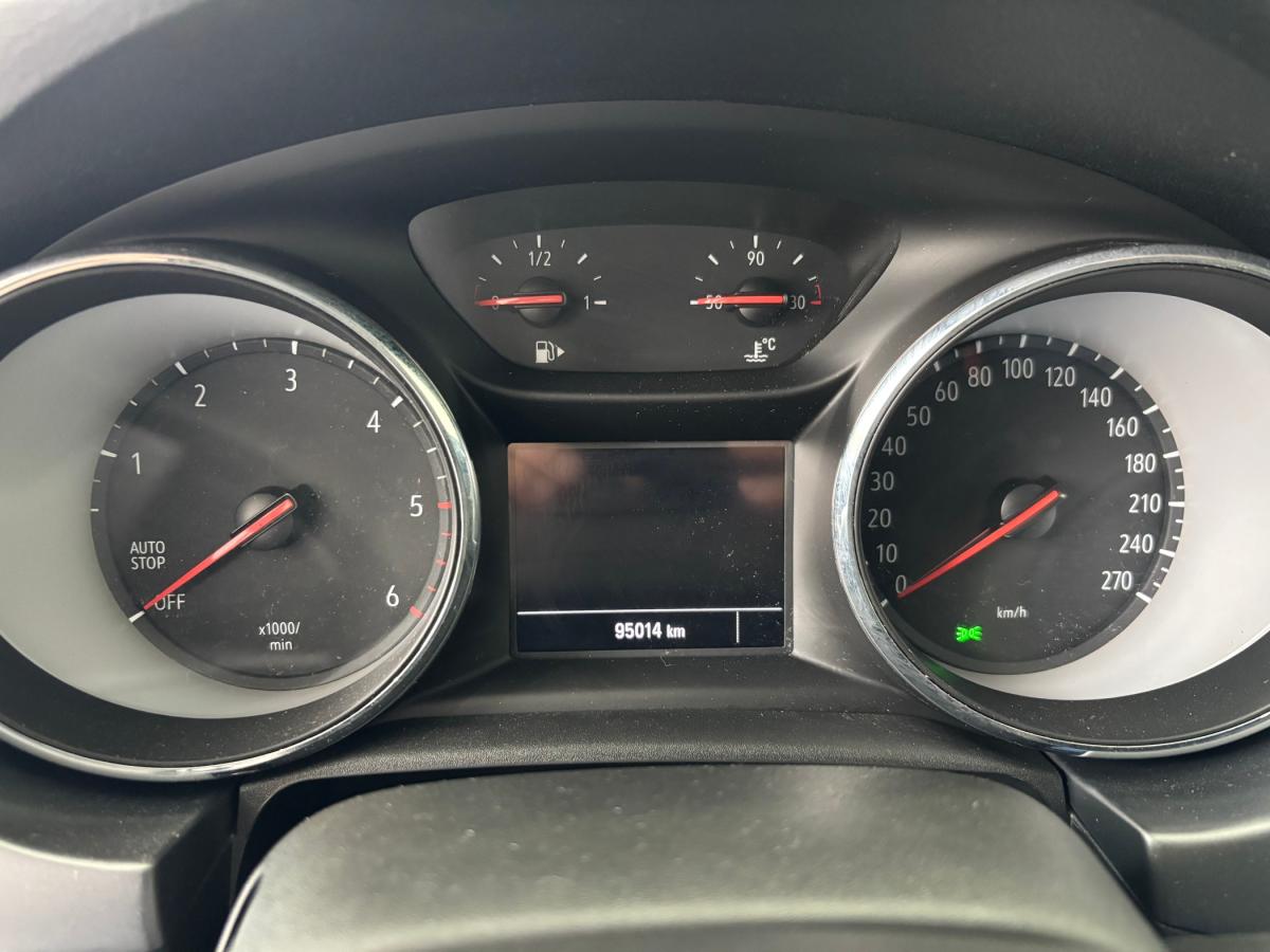 opel-astra-sport-tourer-2020-diesel-1496cc