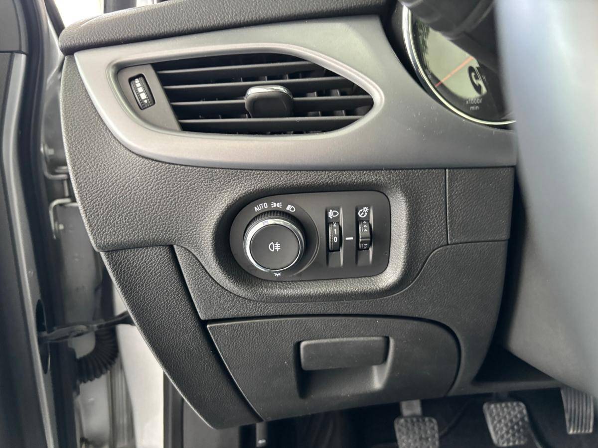opel-astra-sport-tourer-2020-diesel-1496cc