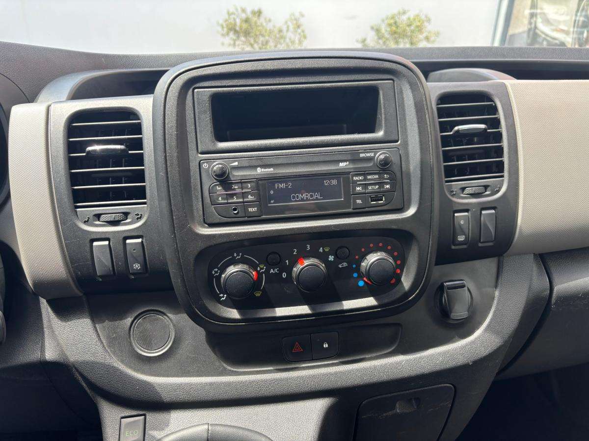 renault-trafic-2019-diesel-1598cc