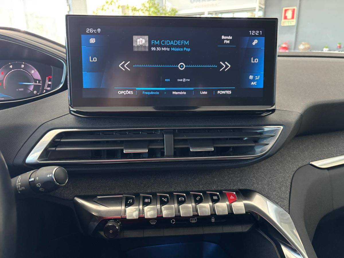 peugeot-3008-2021-diesel-1499cc