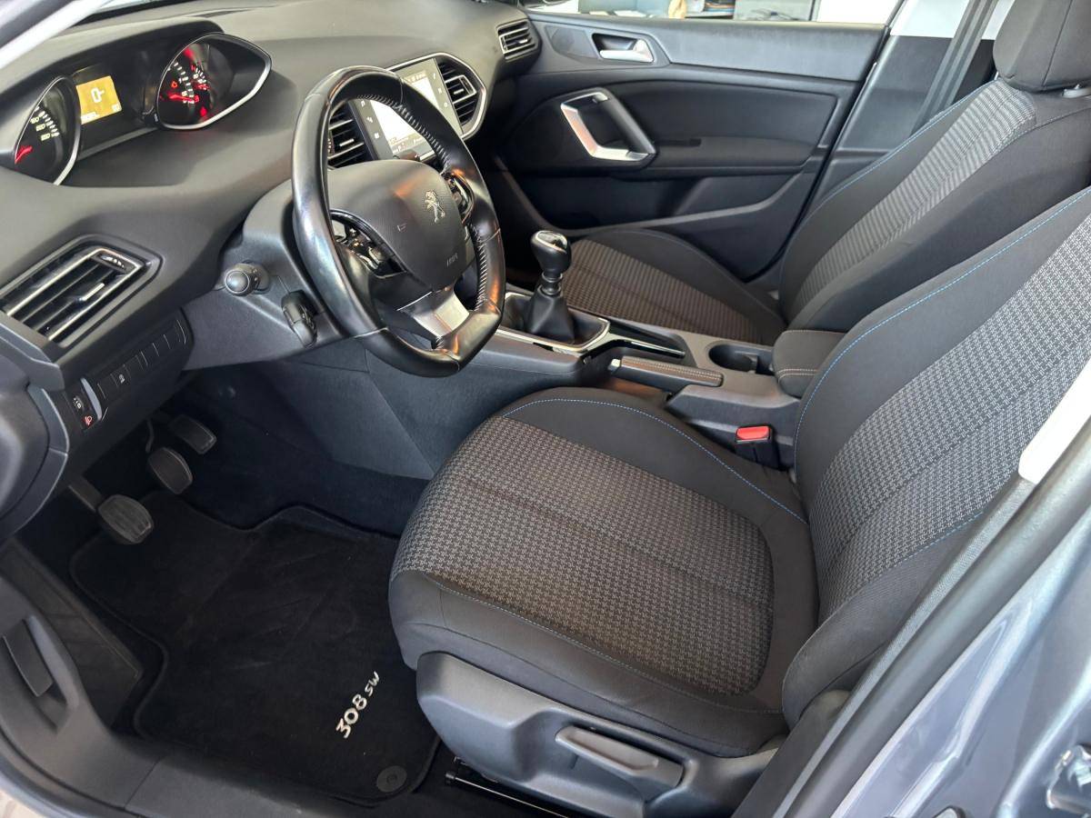 peugeot-308-sw-2020-diesel-1499cc