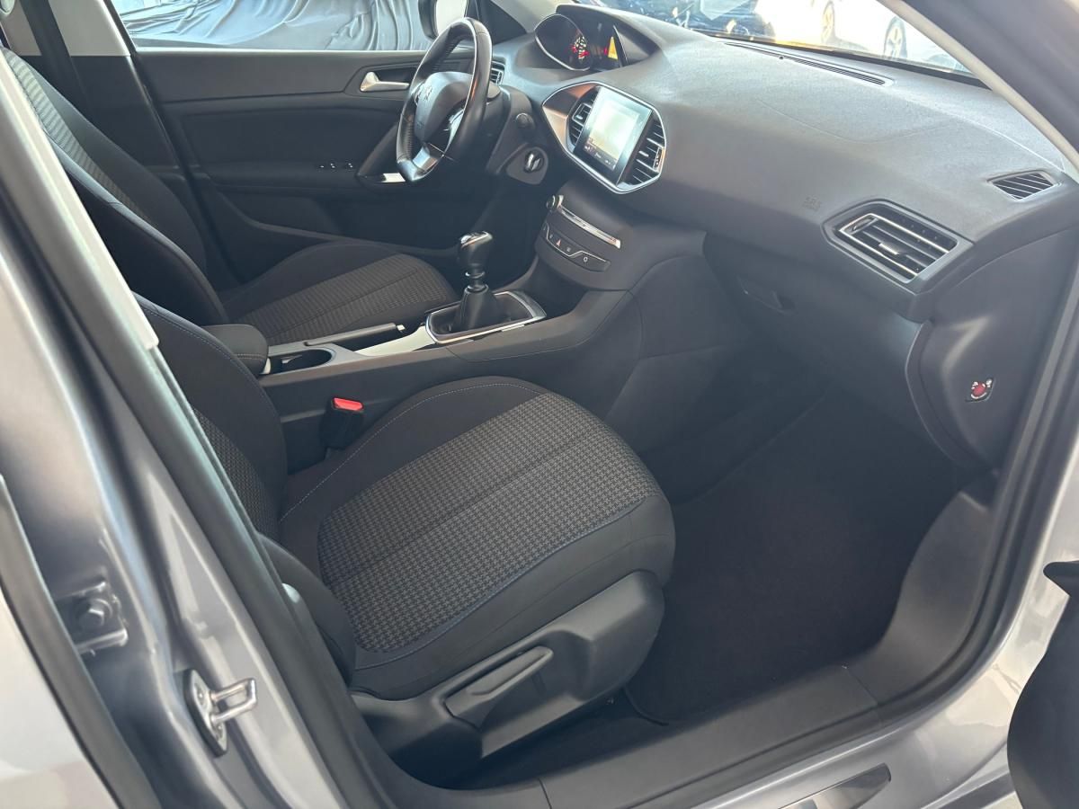 peugeot-308-sw-2020-diesel-1499cc